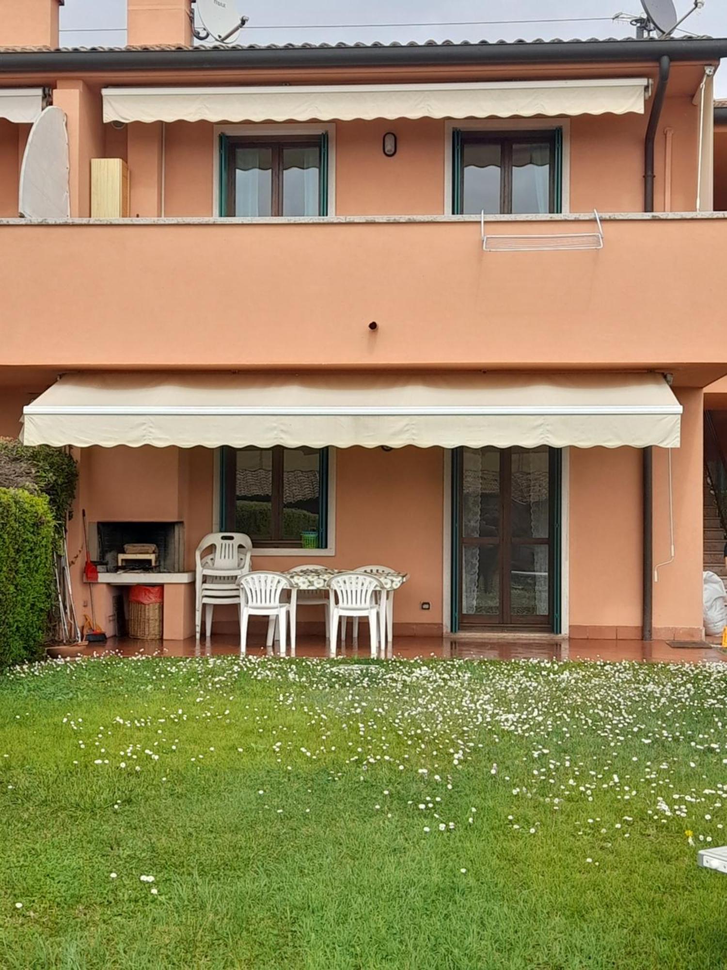 Mahatma Residence Lake View Lazise Exterior photo