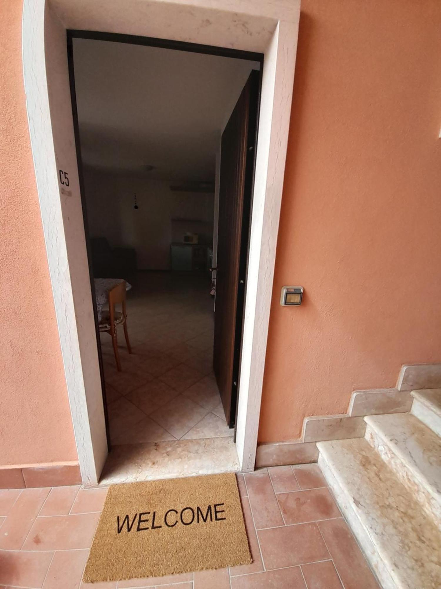 Mahatma Residence Lake View Lazise Exterior photo