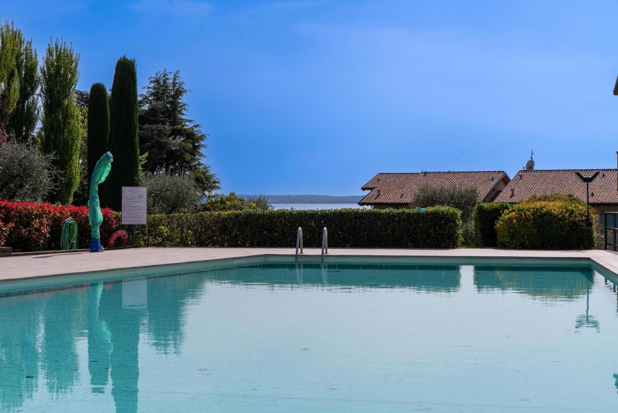 Mahatma Residence Lake View Lazise Exterior photo